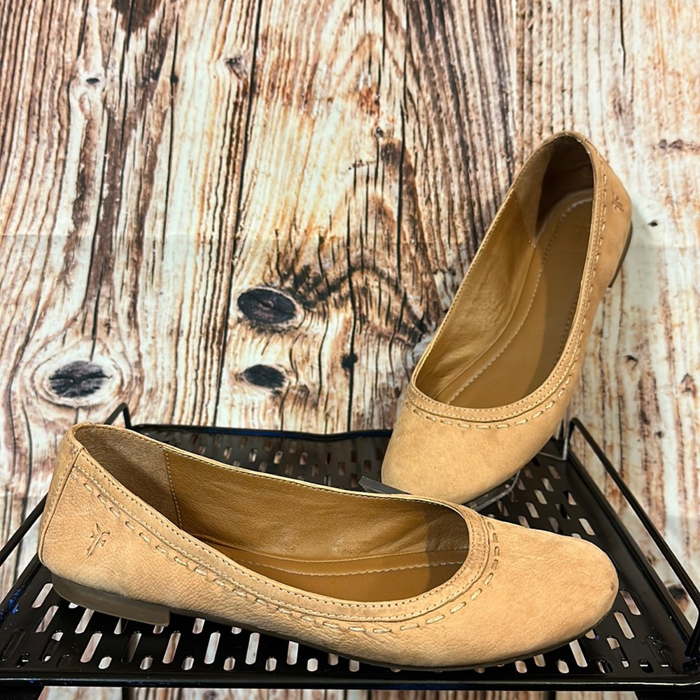 Frye Carson Leather Ballet Flats Womens Sz. 6M